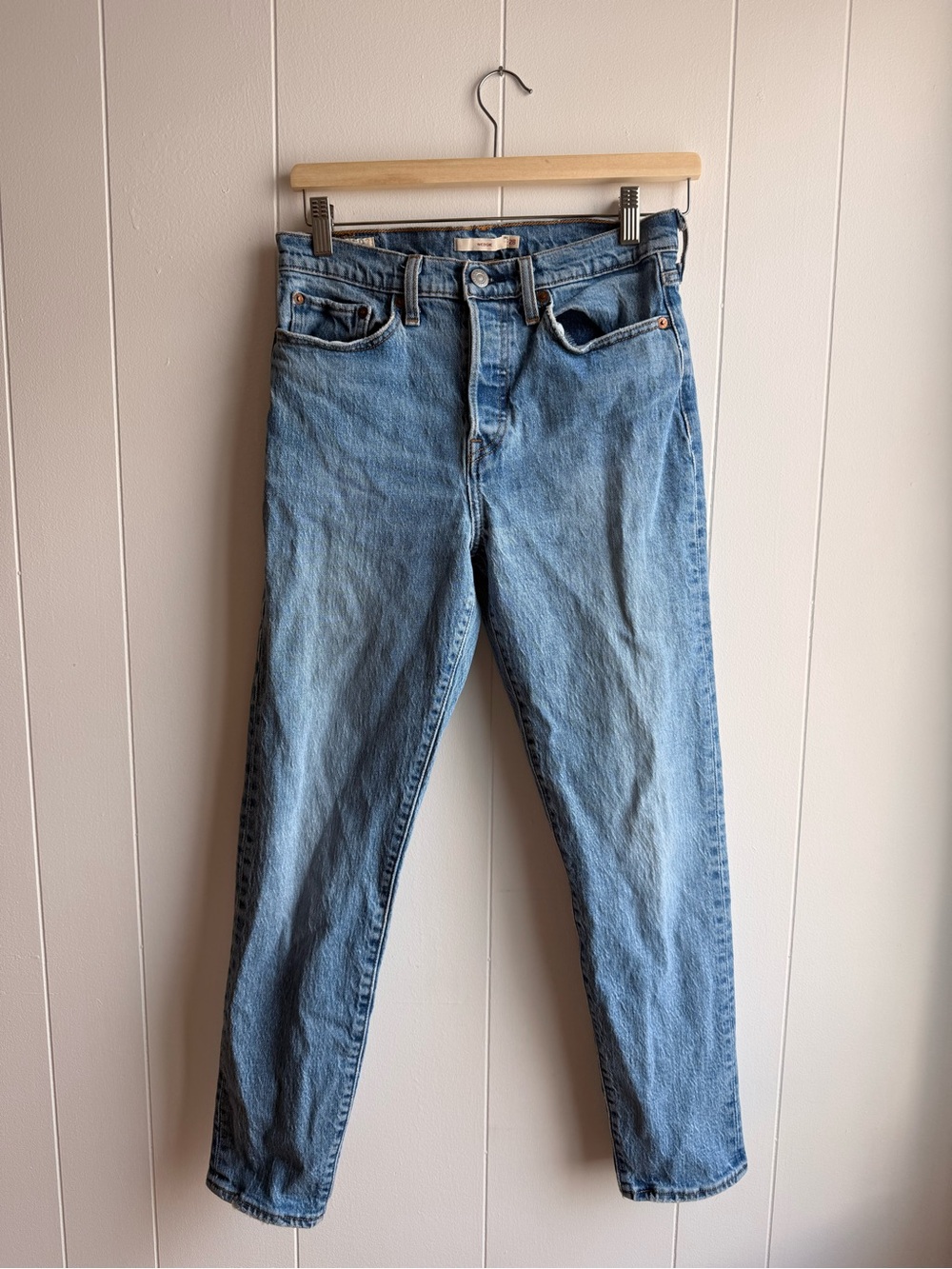 Levi's High Rise Light Blue Mom Jeans